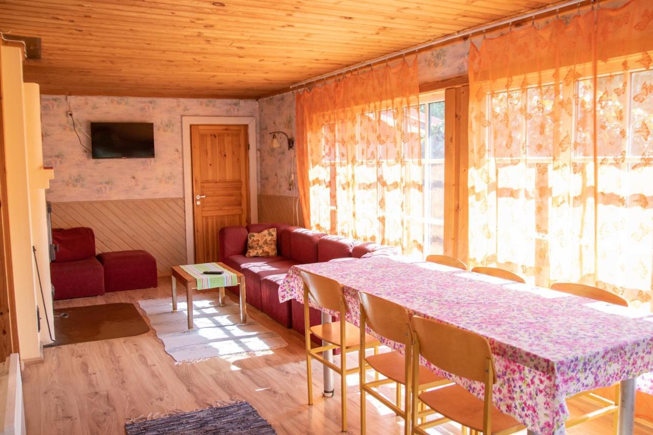 Maarjamaee Holiday House Räpina Exteriér fotografie